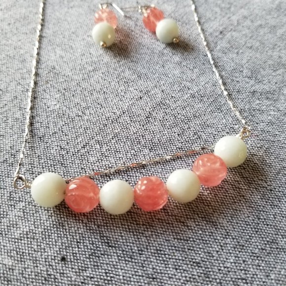 New Sterling Silver and gemstone necklace and earrings with carved cherry quartz - Picture 2 of 5